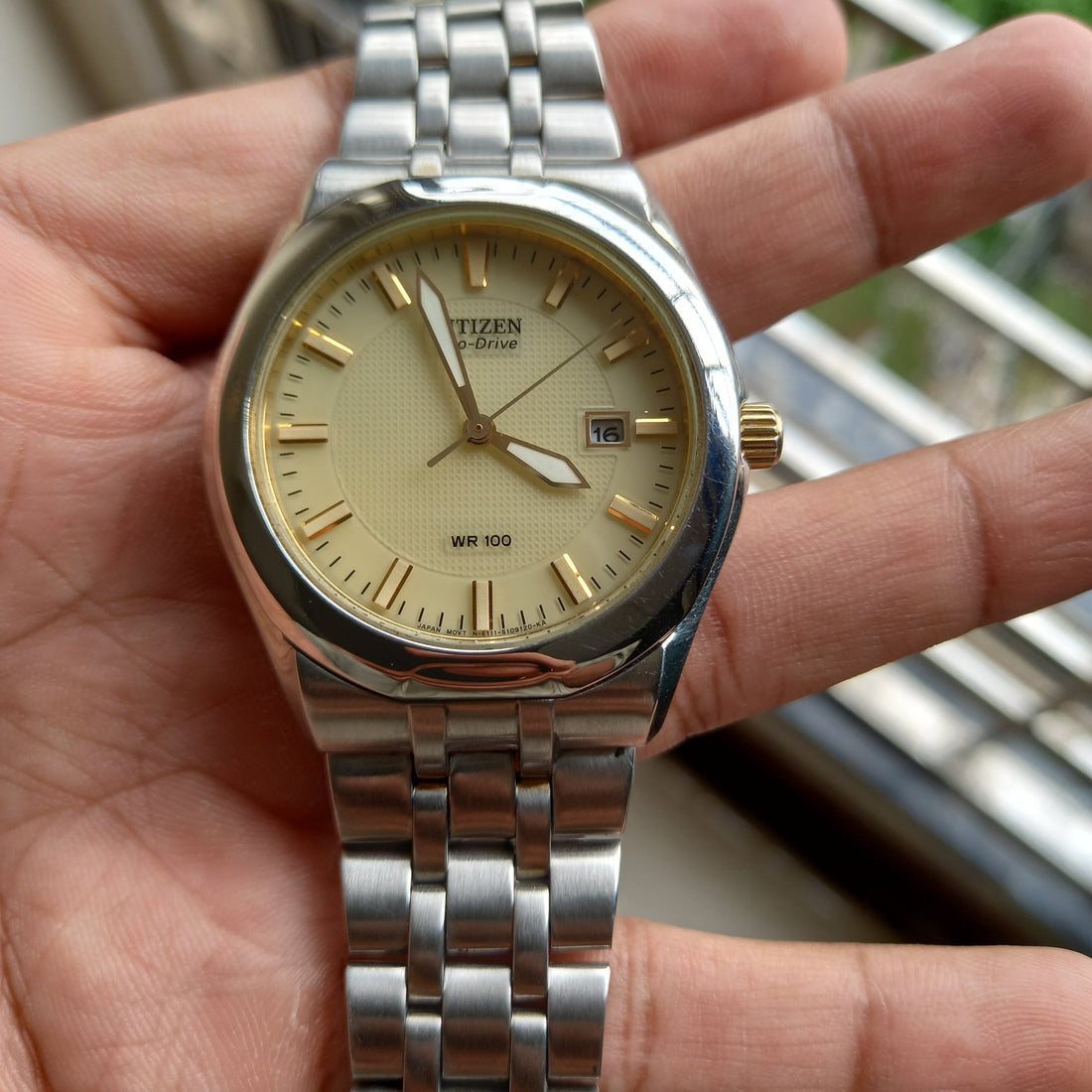Citizen Eco-Drive Men's Quartz Pre-owned Watch