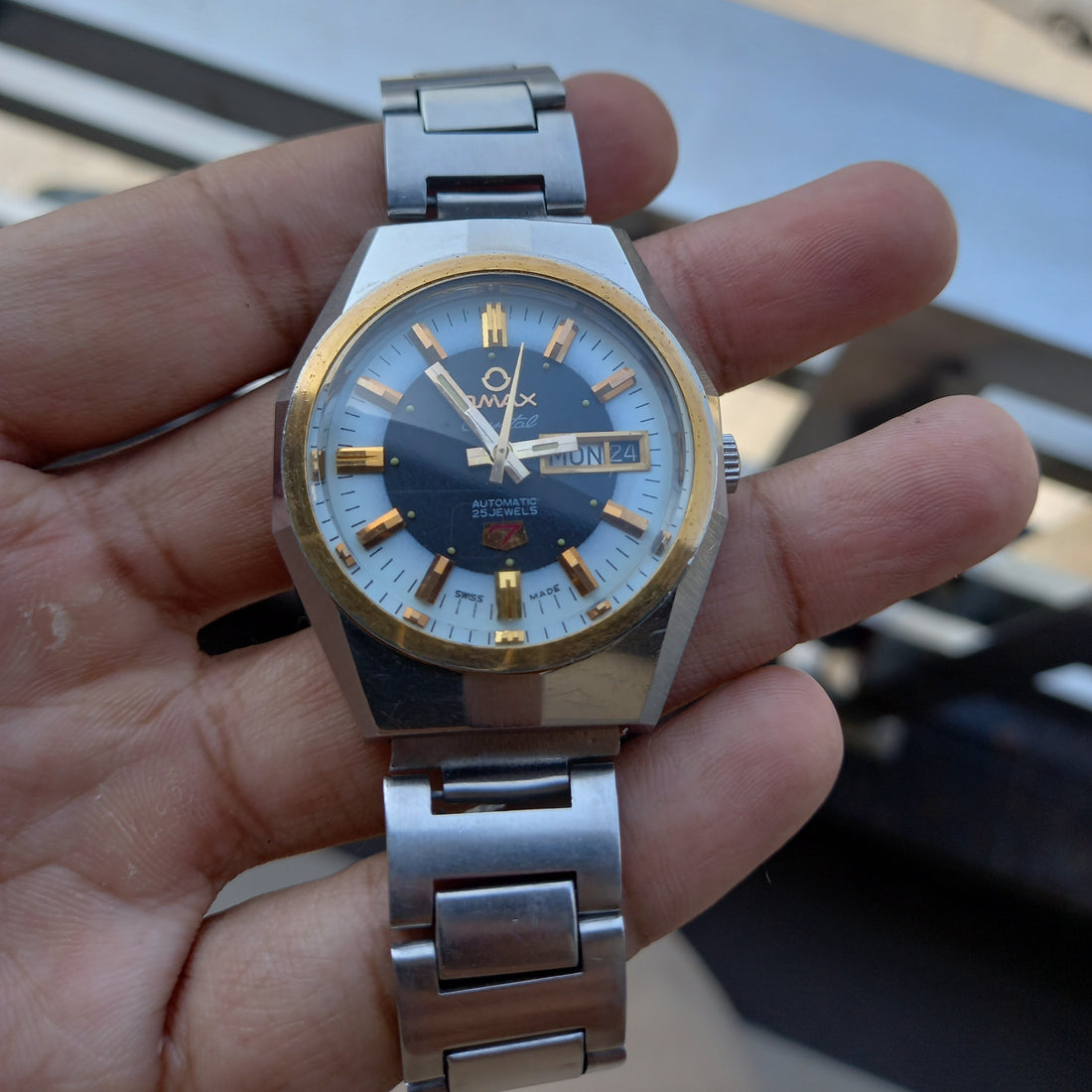 OMAX Crystal 7 Automatic 3555 GX Day/Date Vintage Men’s Watch